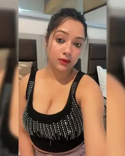 Call Girls Service Kanhan